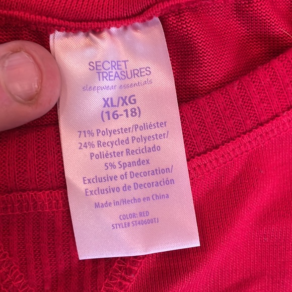 Woman’s pajama set Christmas size xl - Picture 3 of 3